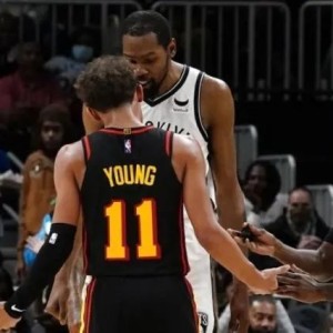  穆雷关键抢断老鹰险胜黄蜂保住前八席位