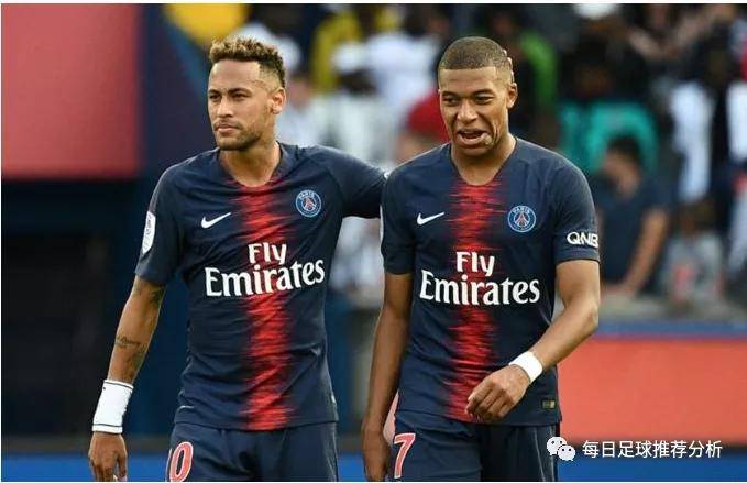  法甲次轮冷门迭爆，升班马连克强敌造悬念