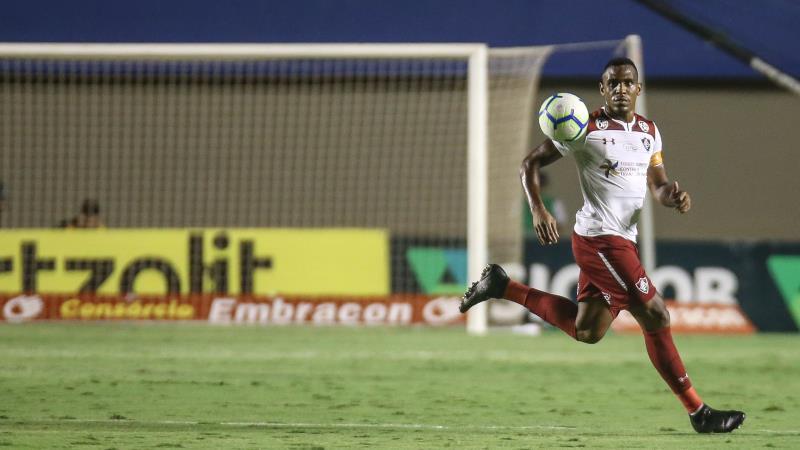  克雷莫内塞进攻乏力，主场惨败陷入降级泥潭