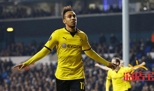  多特蒙德进攻多点开花主场大胜继续追赶榜首球队