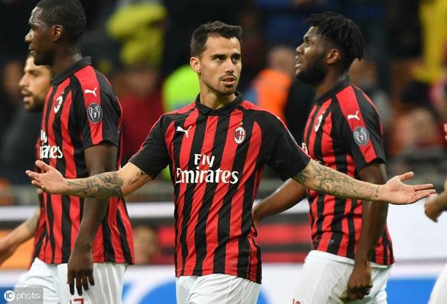  维拉队长挺身而出梅开二度率领球队走出困境